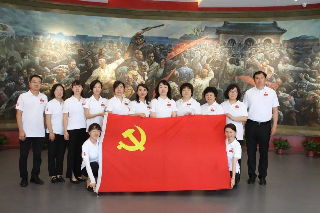 学习乐园——莫斯科遭大规模无人机袭击,目前局势如何?如何看待无人机在现代战争中的作用?知识星球,加入与大咖互动